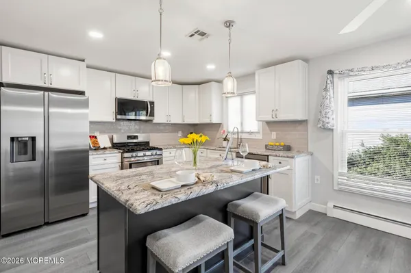 $379,000 | 128 Freeport Boulevard, Toms River, NJ 08757