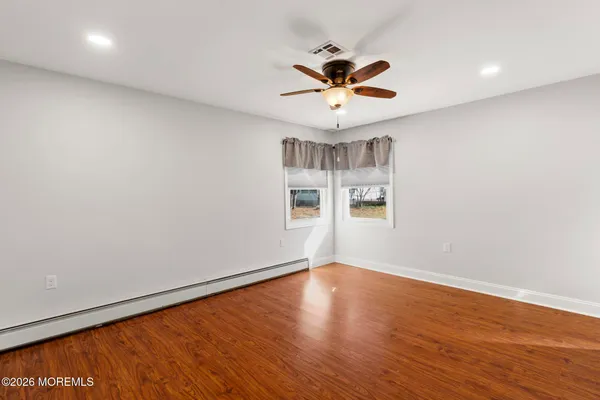 $379,000 | 128 Freeport Boulevard, Toms River, NJ 08757