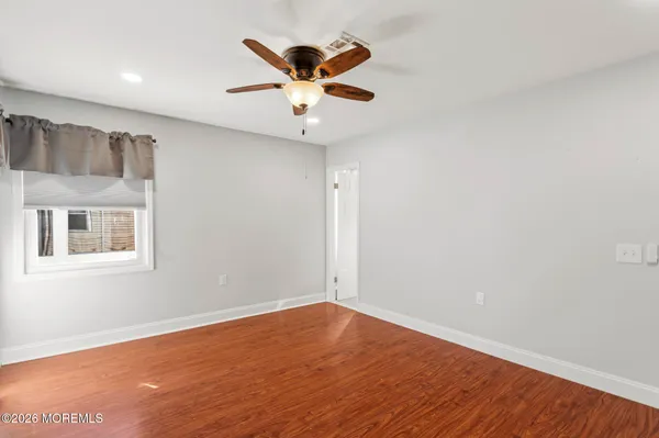 $379,000 | 128 Freeport Boulevard, Toms River, NJ 08757