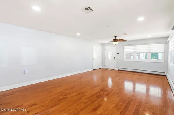 $379,000 | 128 Freeport Boulevard, Toms River, NJ 08757