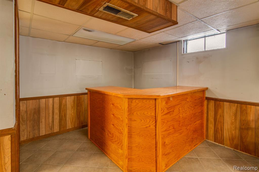 3130 Sunderland Road Lansing, MI 48911 - Photo 20 of 27 Gallery Image 20
