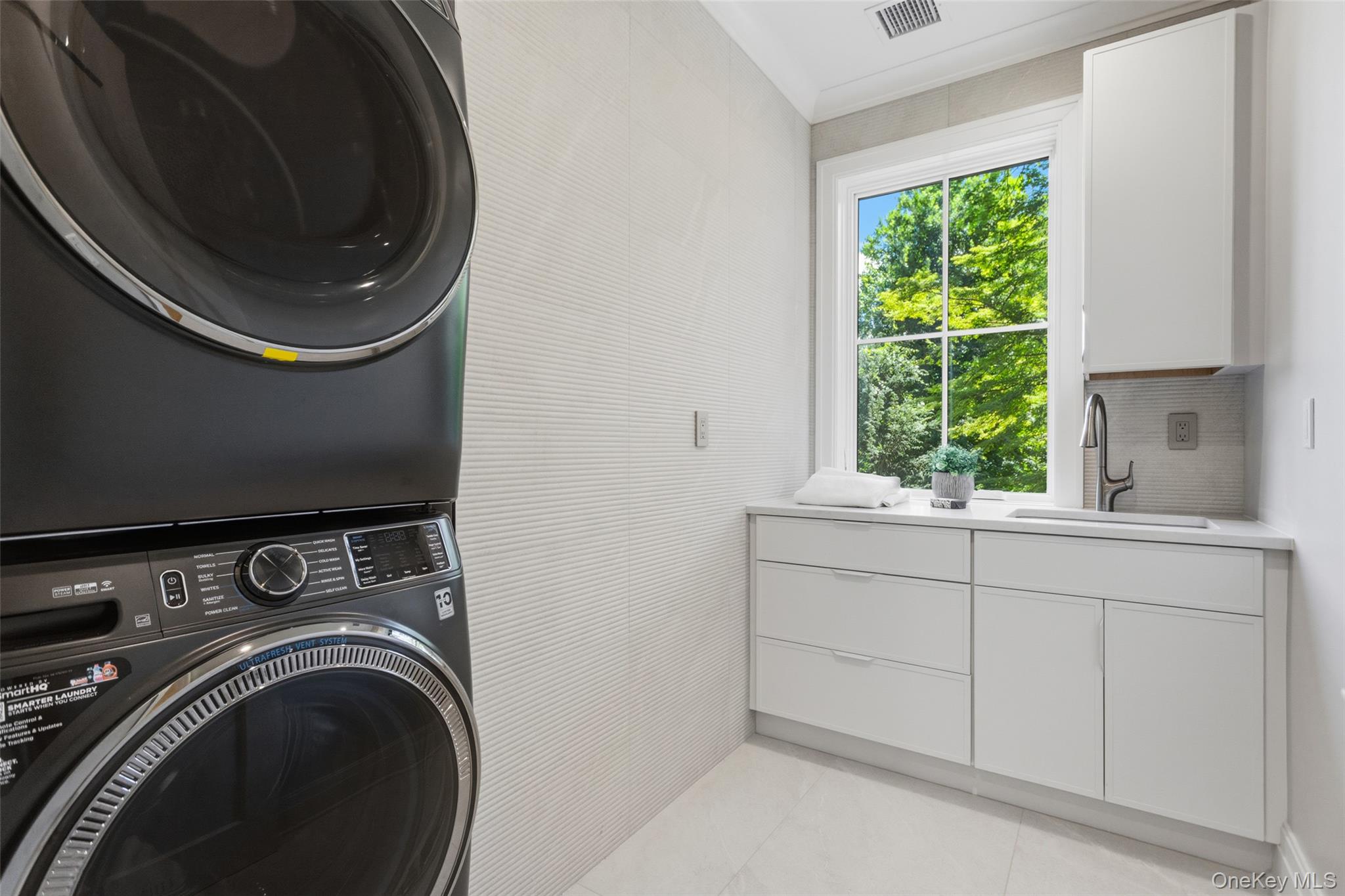 83 Orchard Avenue Rye, NY 10580 - Photo 23 of 39