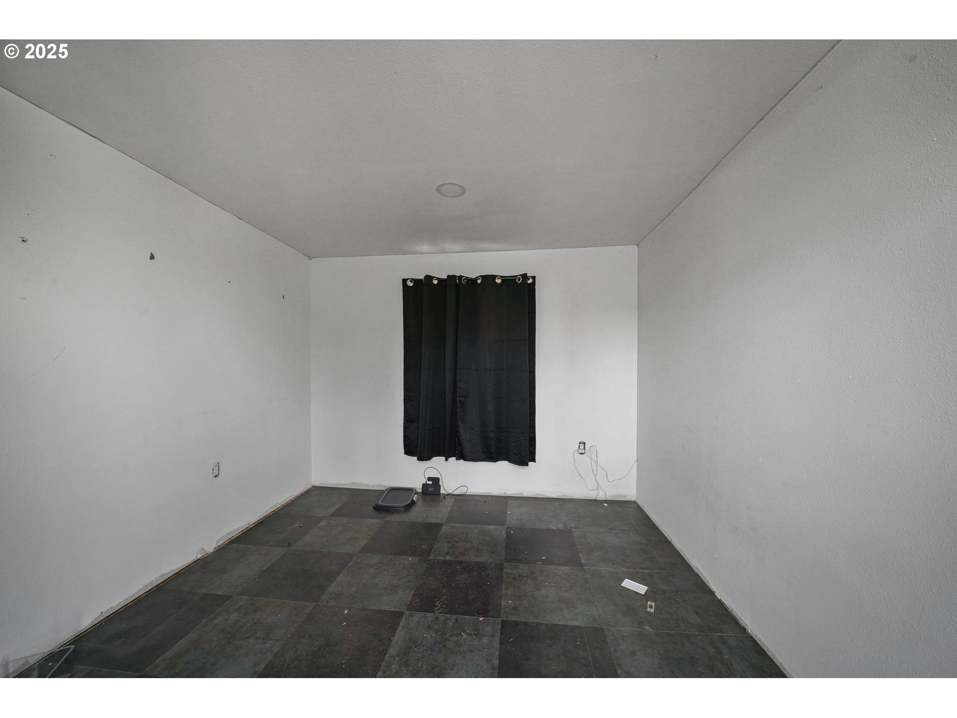4435 Hazelgreen Road Northeast Salem, OR 97305 - Photo 34 of 34 Gallery Image 34