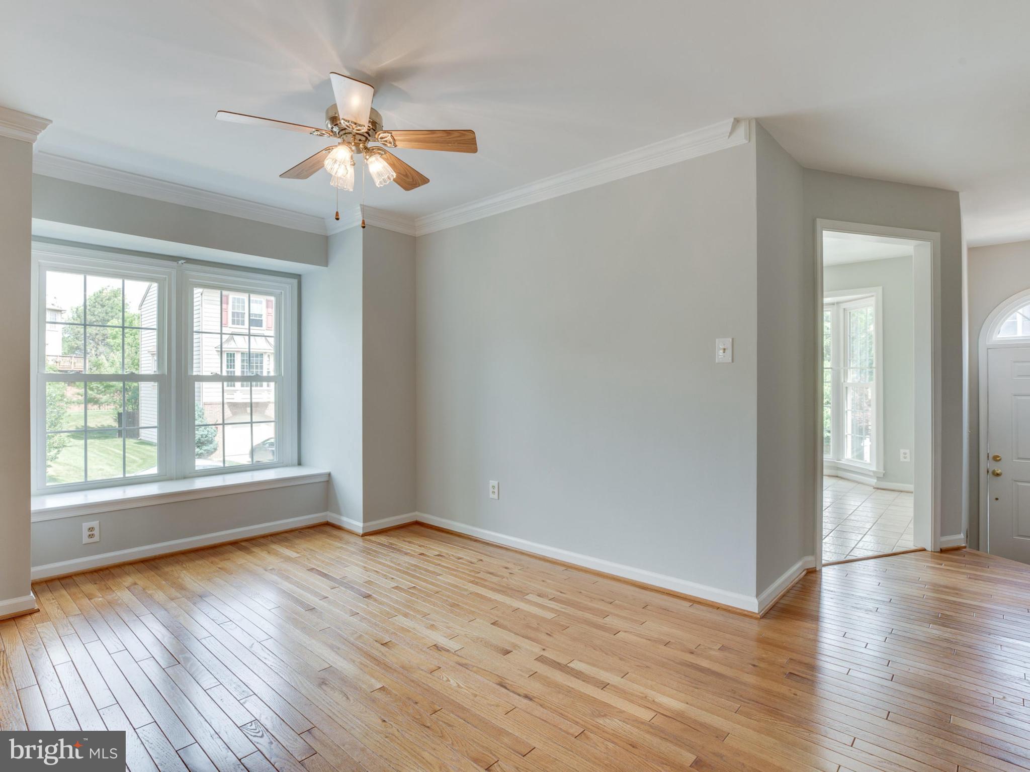 46928 Rabbitrun Terrace Sterling, VA 20164 - Photo 11 of 30 Dining Room