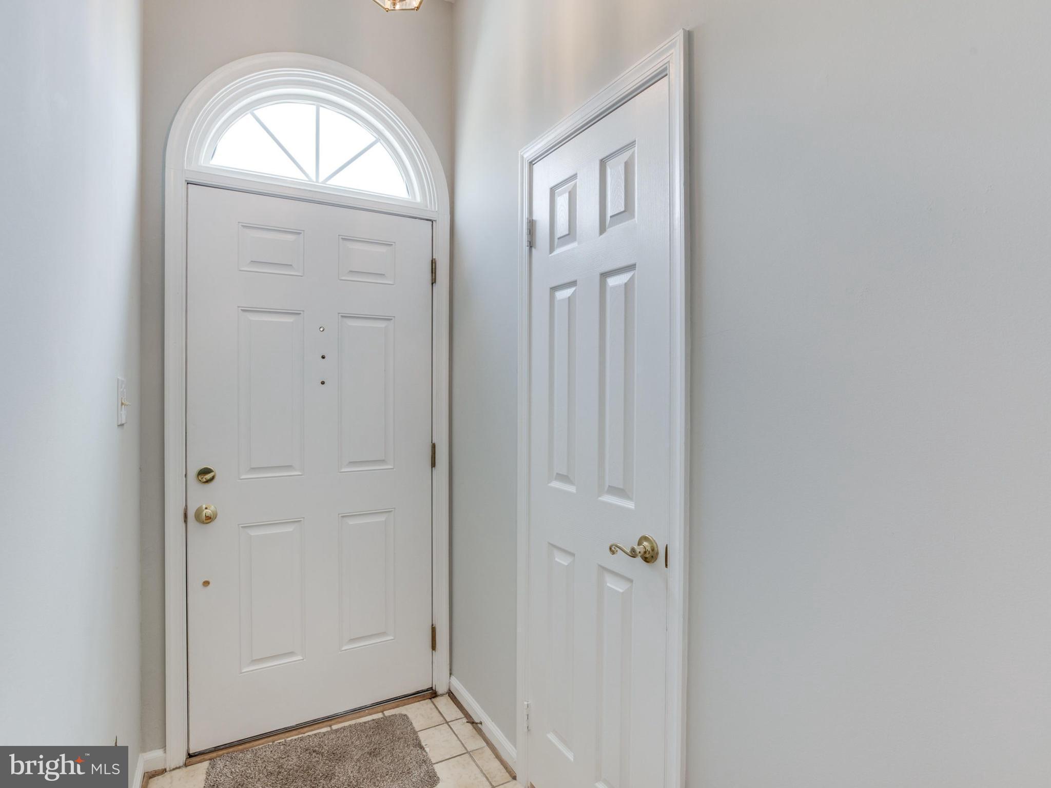 46928 Rabbitrun Terrace Sterling, VA 20164 - Photo 3 of 30 Interior (General)
