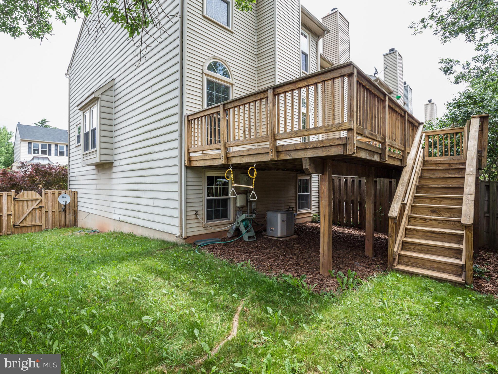 46928 Rabbitrun Terrace Sterling, VA 20164 - Photo 30 of 30 Exterior (Rear)