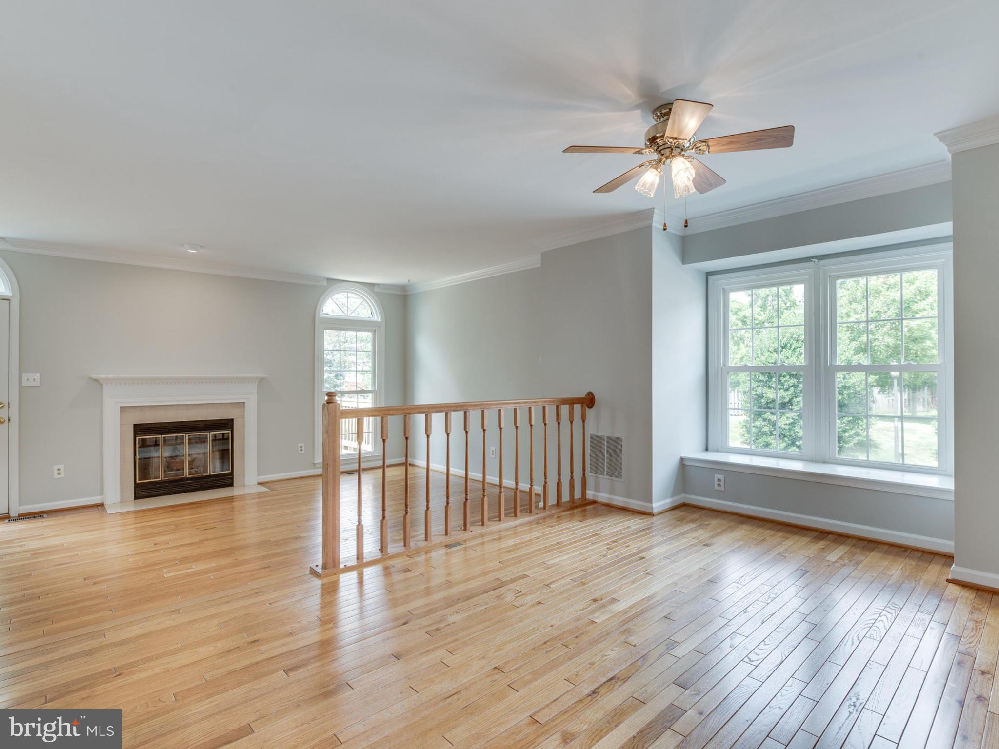 46928 Rabbitrun Terrace Sterling, VA 20164 - Photo 10 of 30 Dining Room