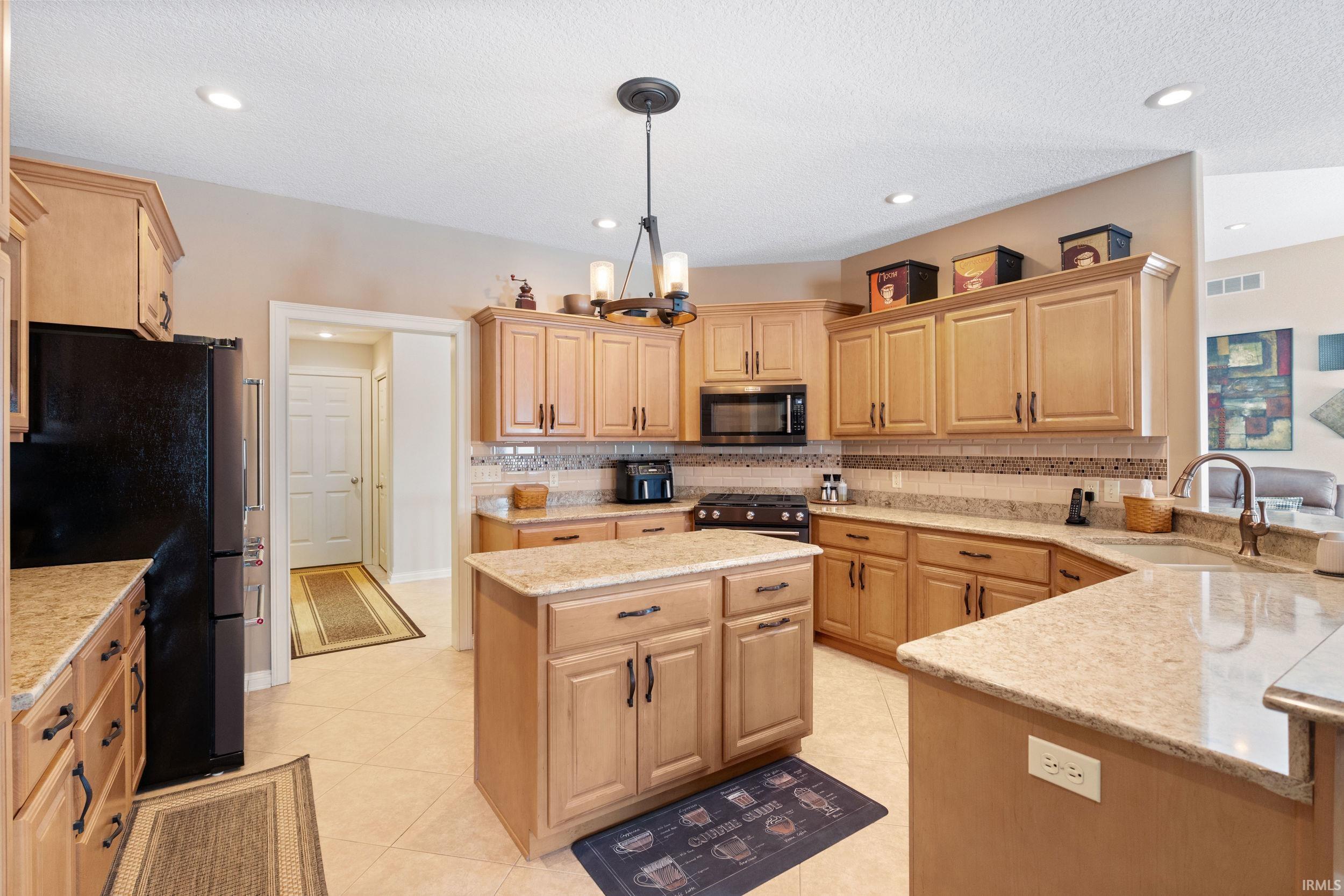 5856 Raspberry Lane Churubusco, IN 46723 - Photo 14 of 35