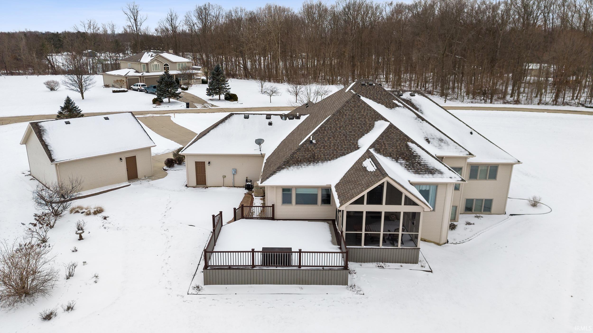 5856 Raspberry Lane Churubusco, IN 46723 - Photo 32 of 35
