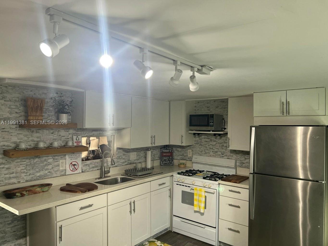 Key Largo Key Largo, FL 33037 - Photo 30 of 93