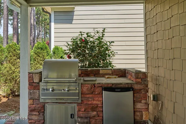$945,000 | 36 Greencastle Drive, Pinehurst, NC 28374