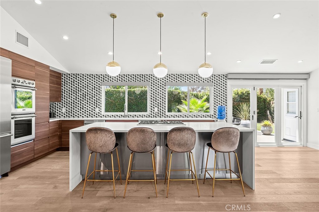 12361 Wembley Road Rossmoor, CA 90720 - Photo 6 of 45