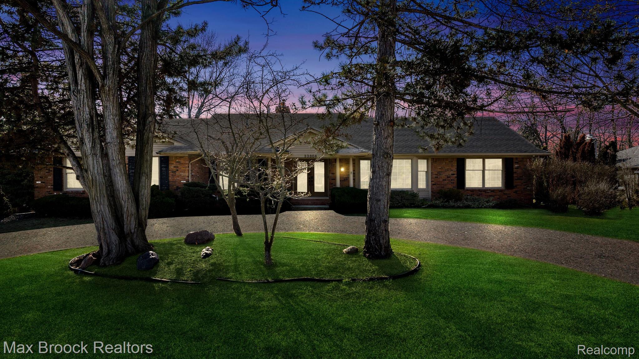 33804 York Ridge Street Farmington, MI 48331 - Photo 1 of 48 Welcome Home!