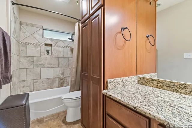 $499,000 | 2450 Grandview Place, Canyon Lake, TX 78133