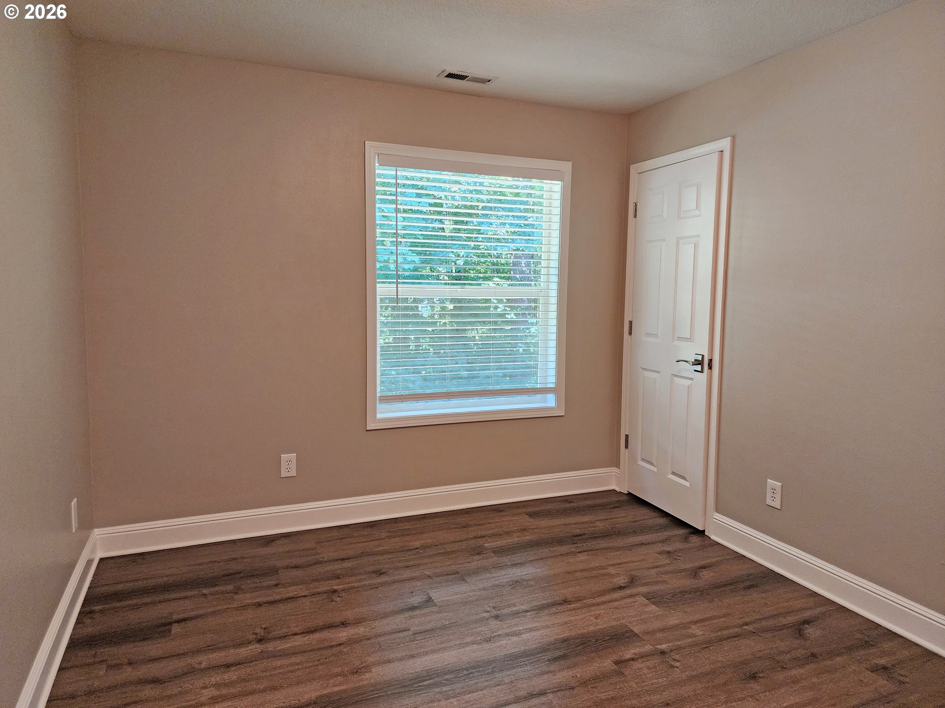 11376 Southeast Highland Loop Clackamas, OR 97015 - Photo 20 of 38