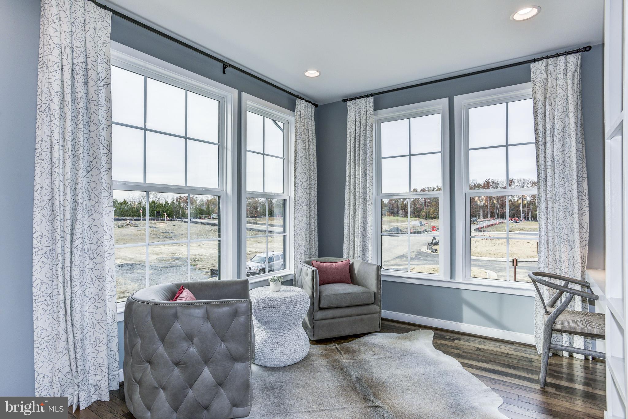 25398 Reed Orchard Terrace Chantilly, VA 20152 - Photo 8 of 17 Gallery Image 8