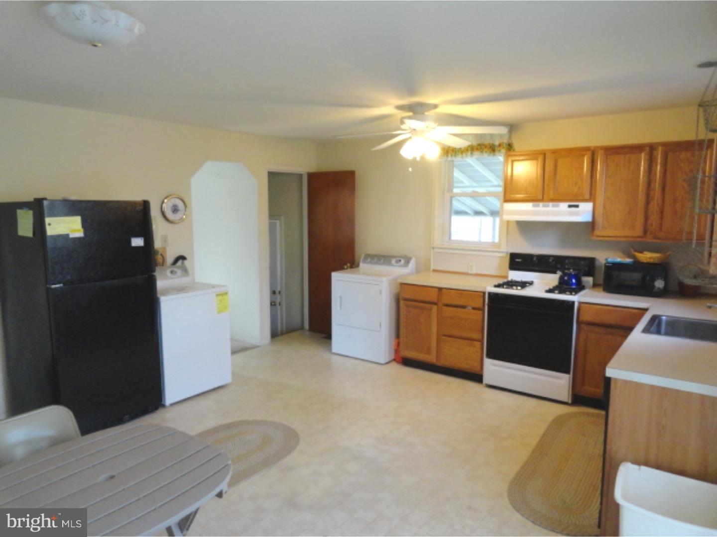 43 Brookside Road Glenside, PA 19038 - Photo 7 of 18 Kitchen