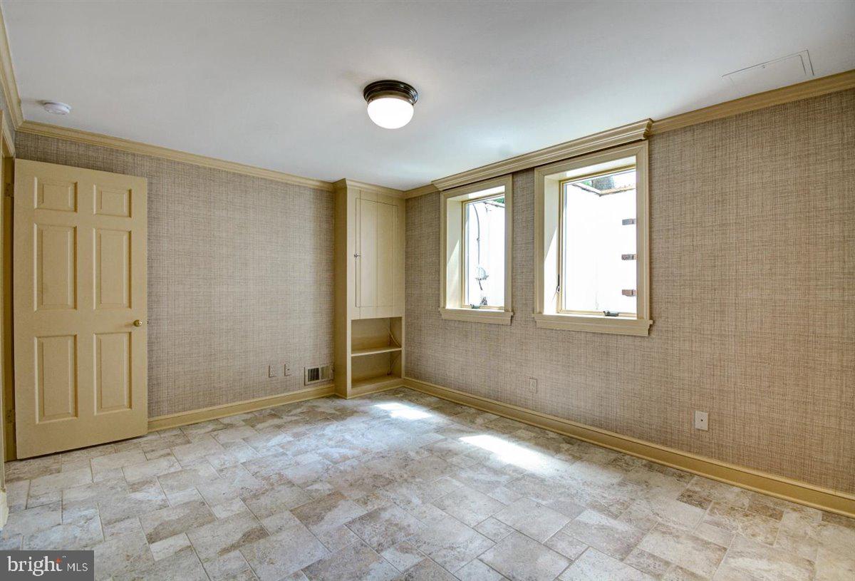 204 Primrose Street Chevy Chase, MD 20815 - Photo 31 of 38