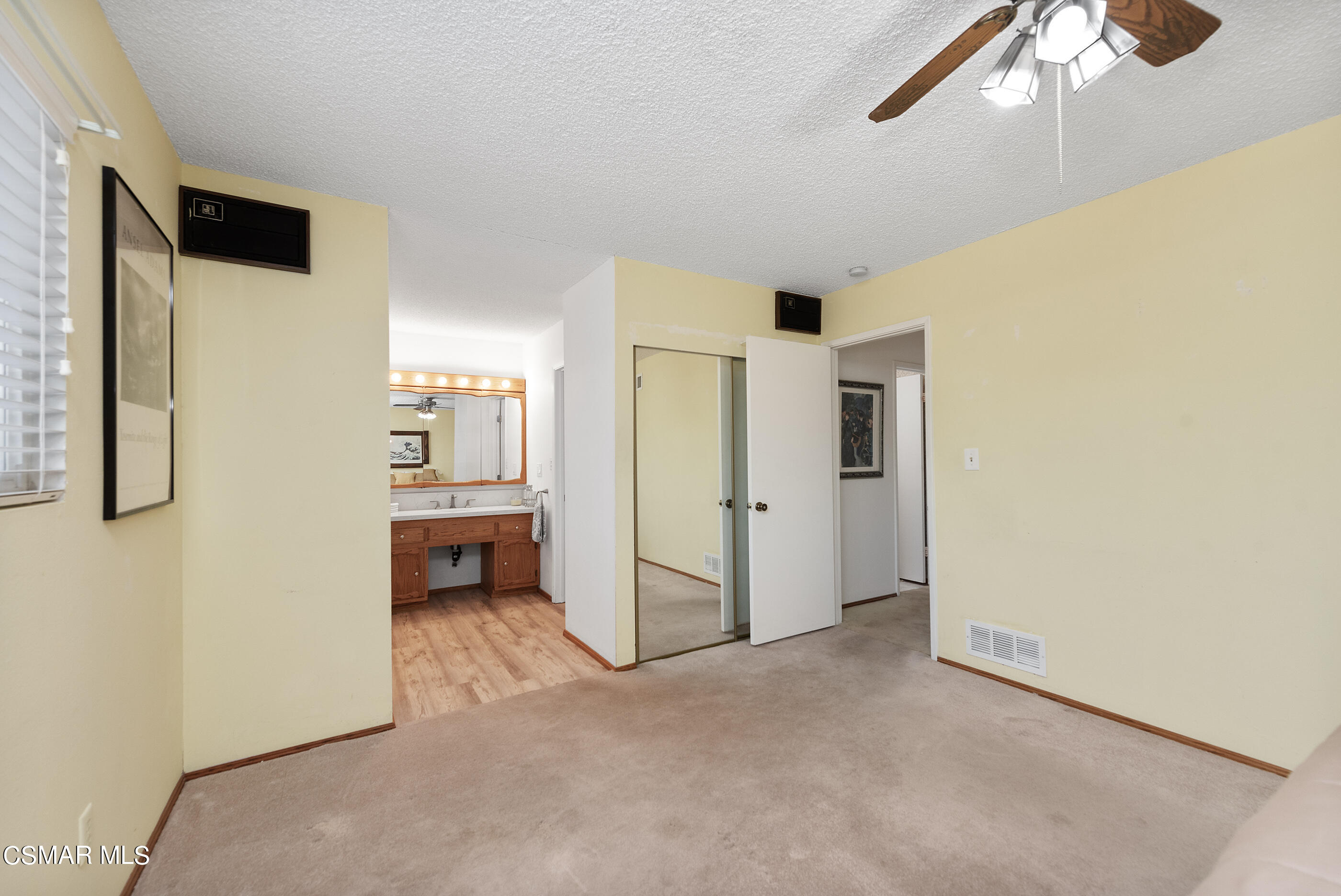 3291 Travis Avenue Simi Valley, CA 93063 - Photo 11 of 54 3291 Travis Ave Simi Valley 93063