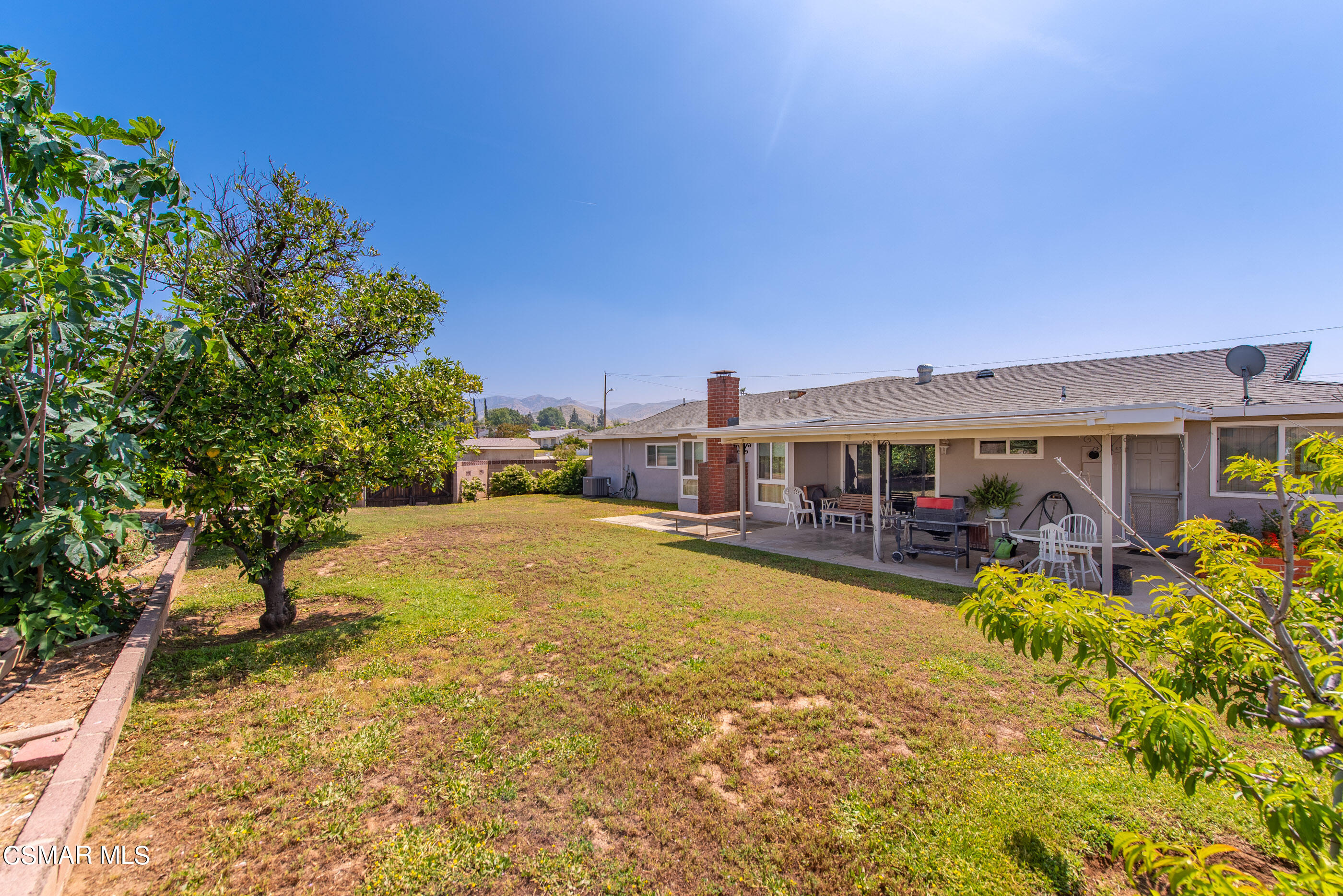 3291 Travis Avenue Simi Valley, CA 93063 - Photo 19 of 54 3291 Travis Ave Simi Valley 93063