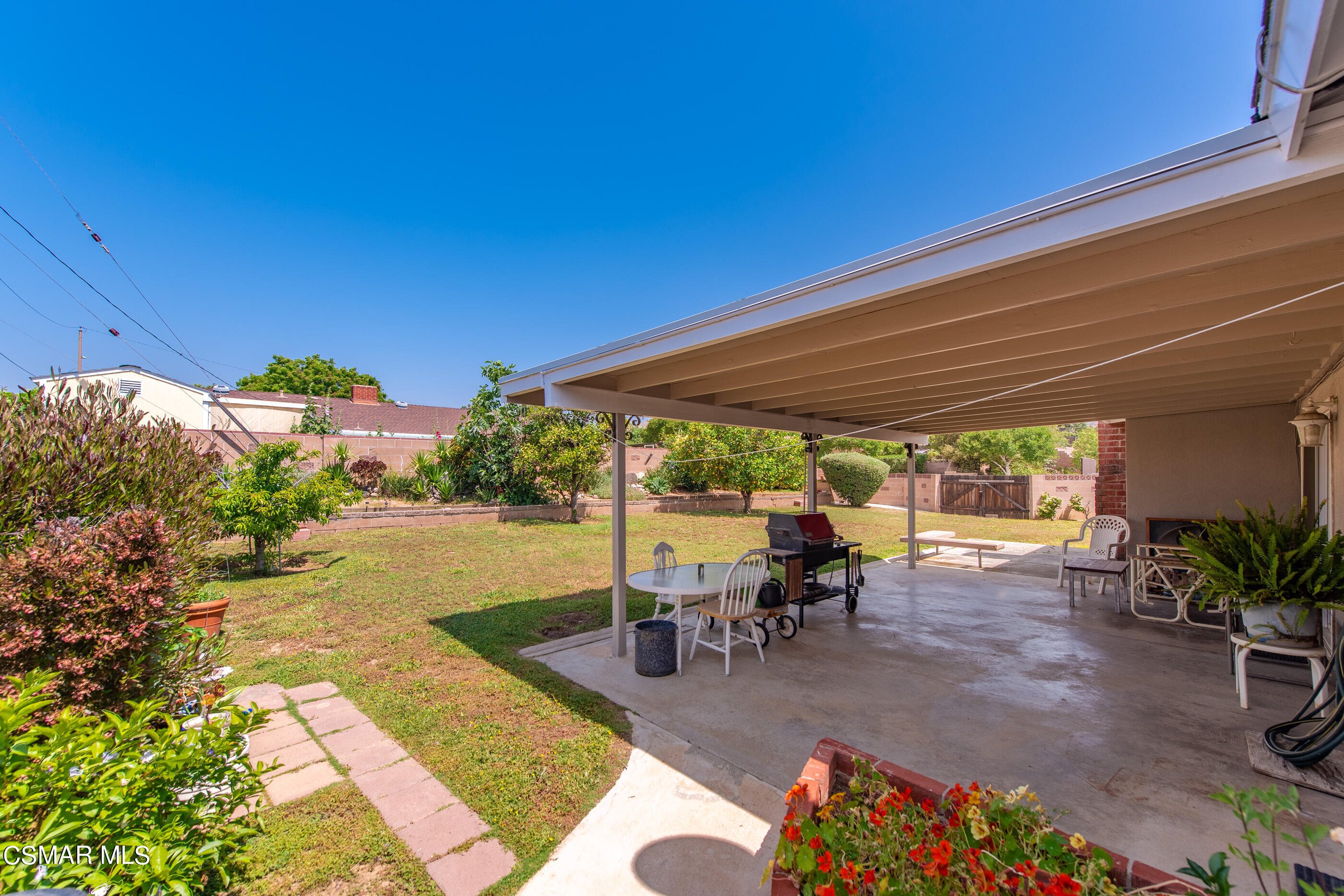 3291 Travis Avenue Simi Valley, CA 93063 - Photo 24 of 54 3291 Travis Ave Simi Valley 93063