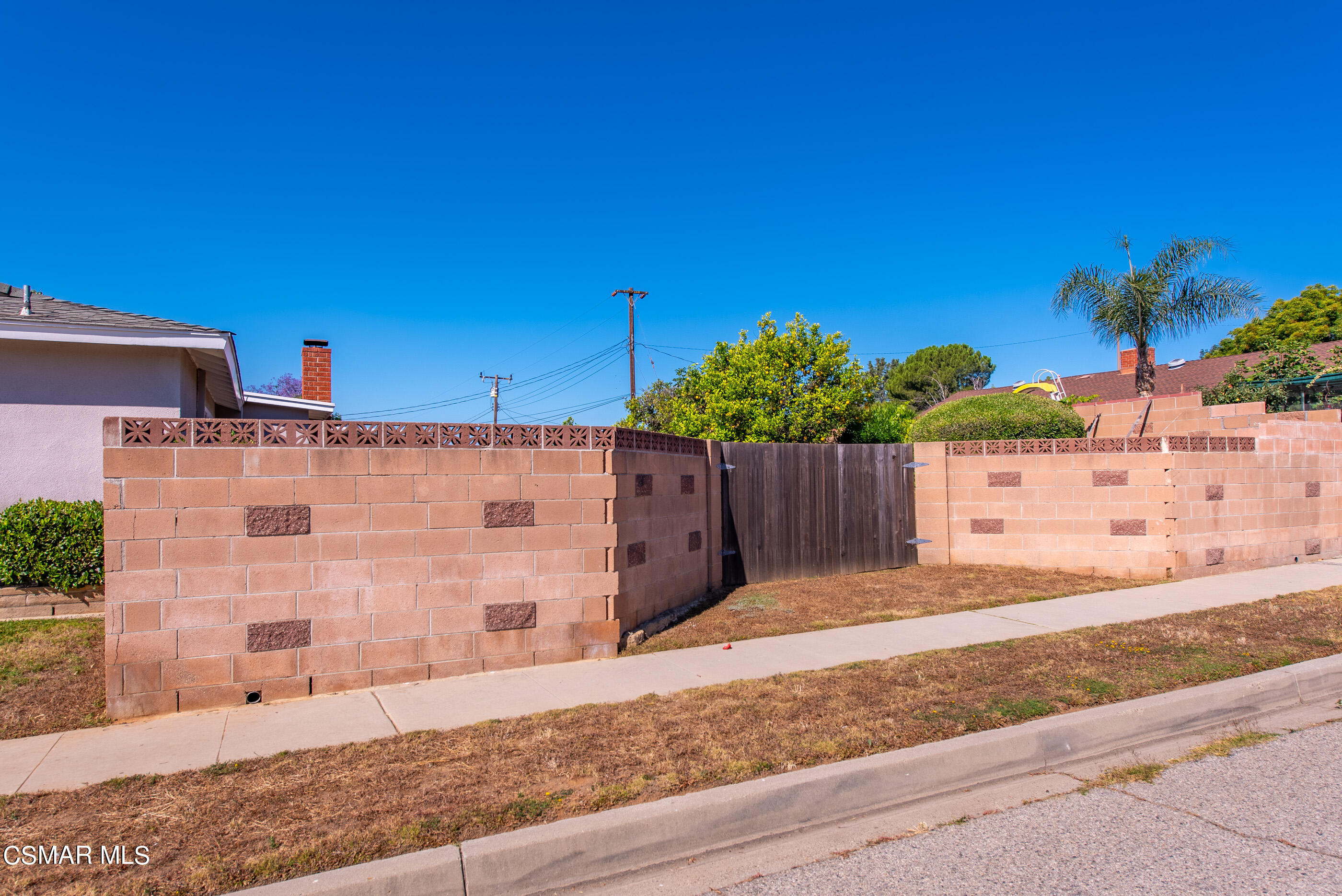 3291 Travis Avenue Simi Valley, CA 93063 - Photo 25 of 54 3291 Travis Ave Simi Valley 93063
