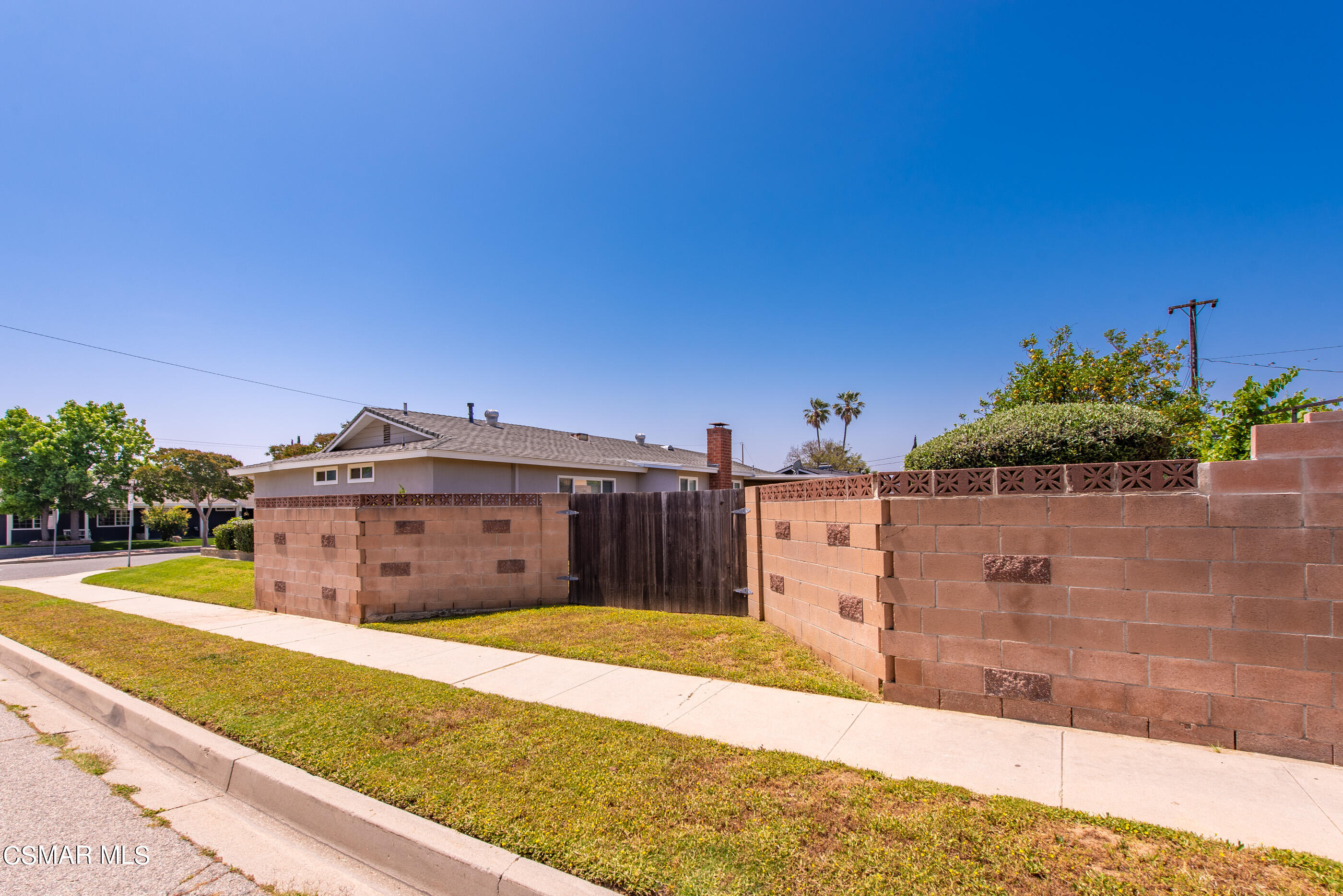 3291 Travis Avenue Simi Valley, CA 93063 - Photo 26 of 54 3291 Travis Ave Simi Valley 93063