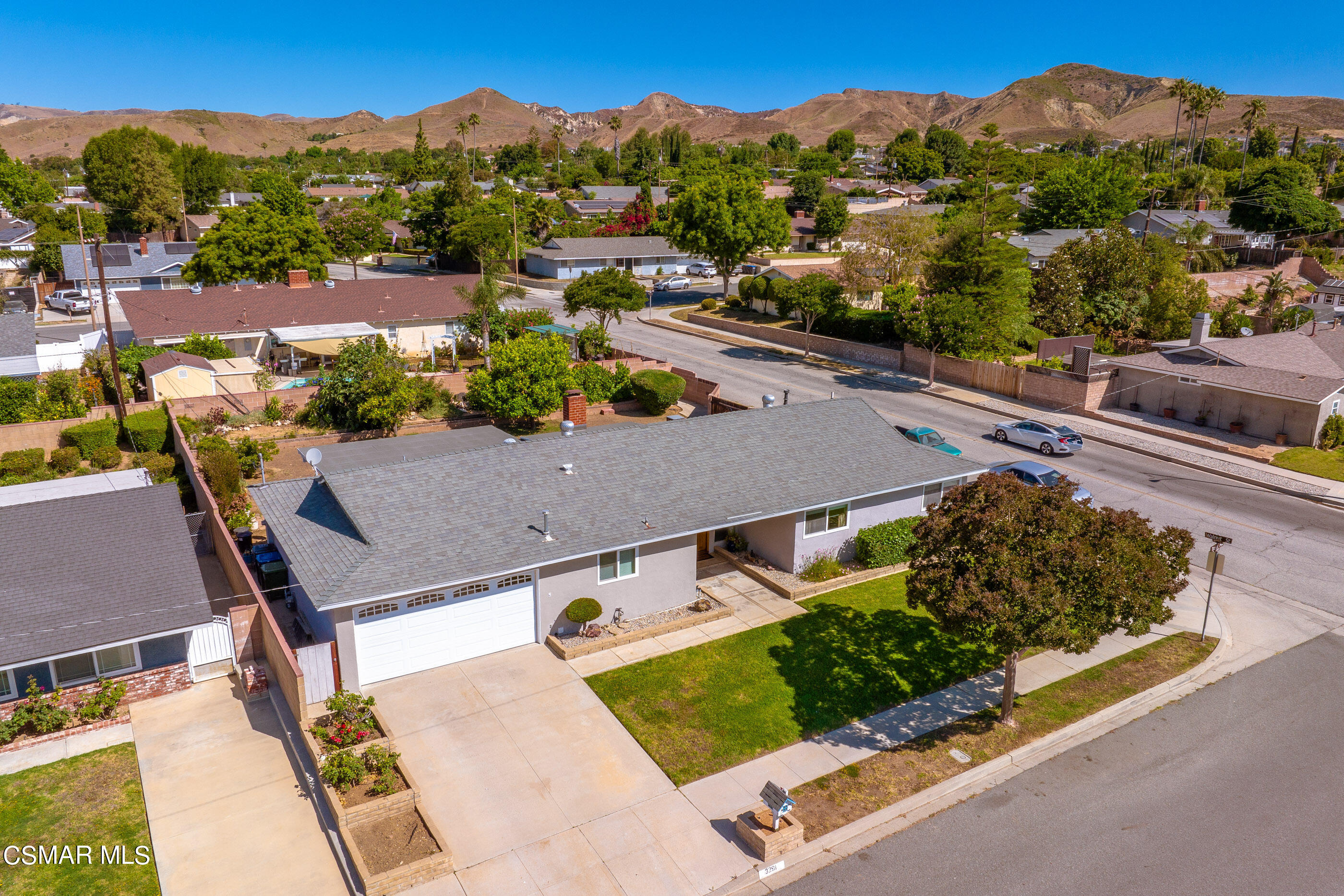 3291 Travis Avenue Simi Valley, CA 93063 - Photo 3 of 54 3291 Travis Ave Simi Valley 93063