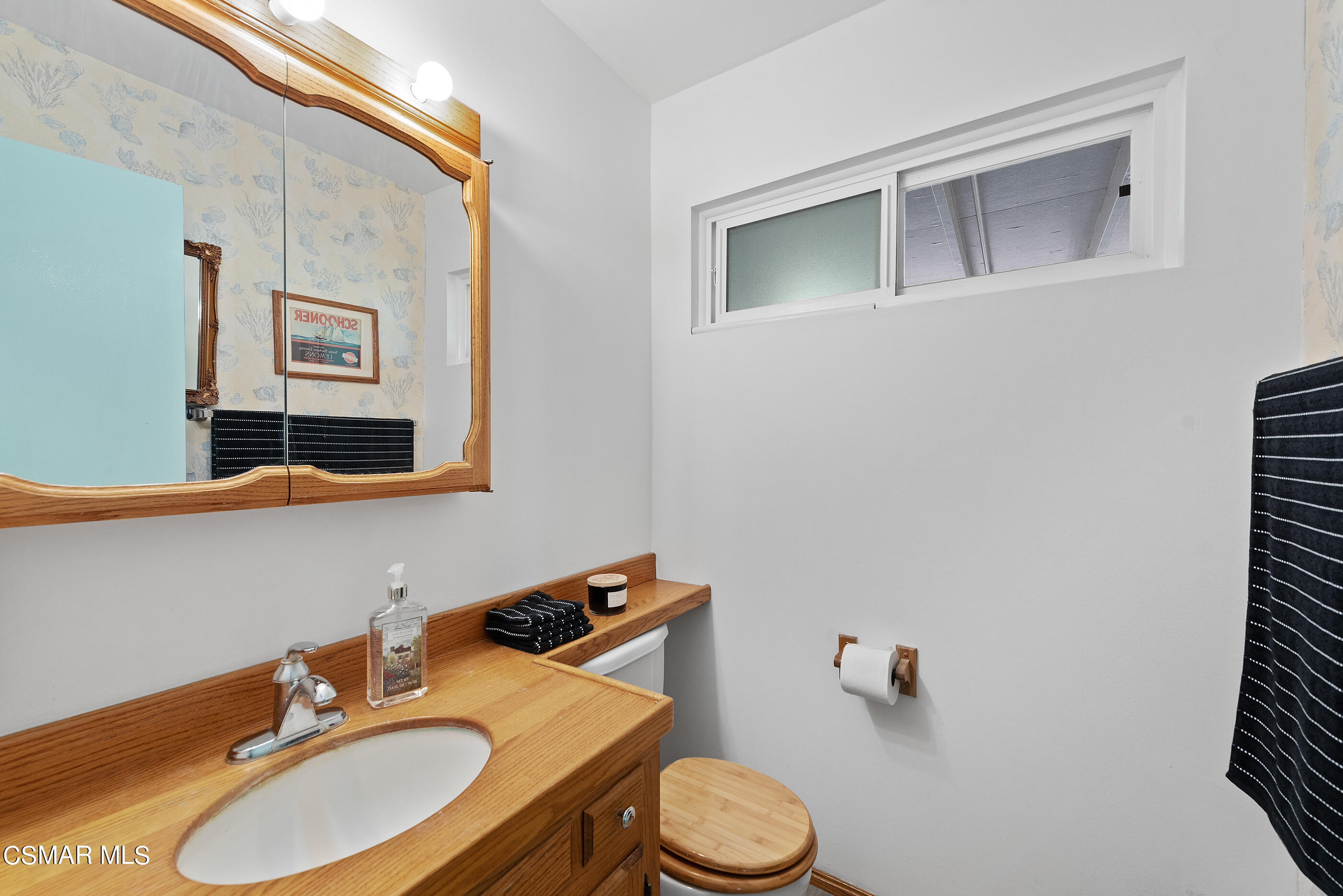 3291 Travis Avenue Simi Valley, CA 93063 - Photo 32 of 54 3291 Travis Ave Simi Valley 93063