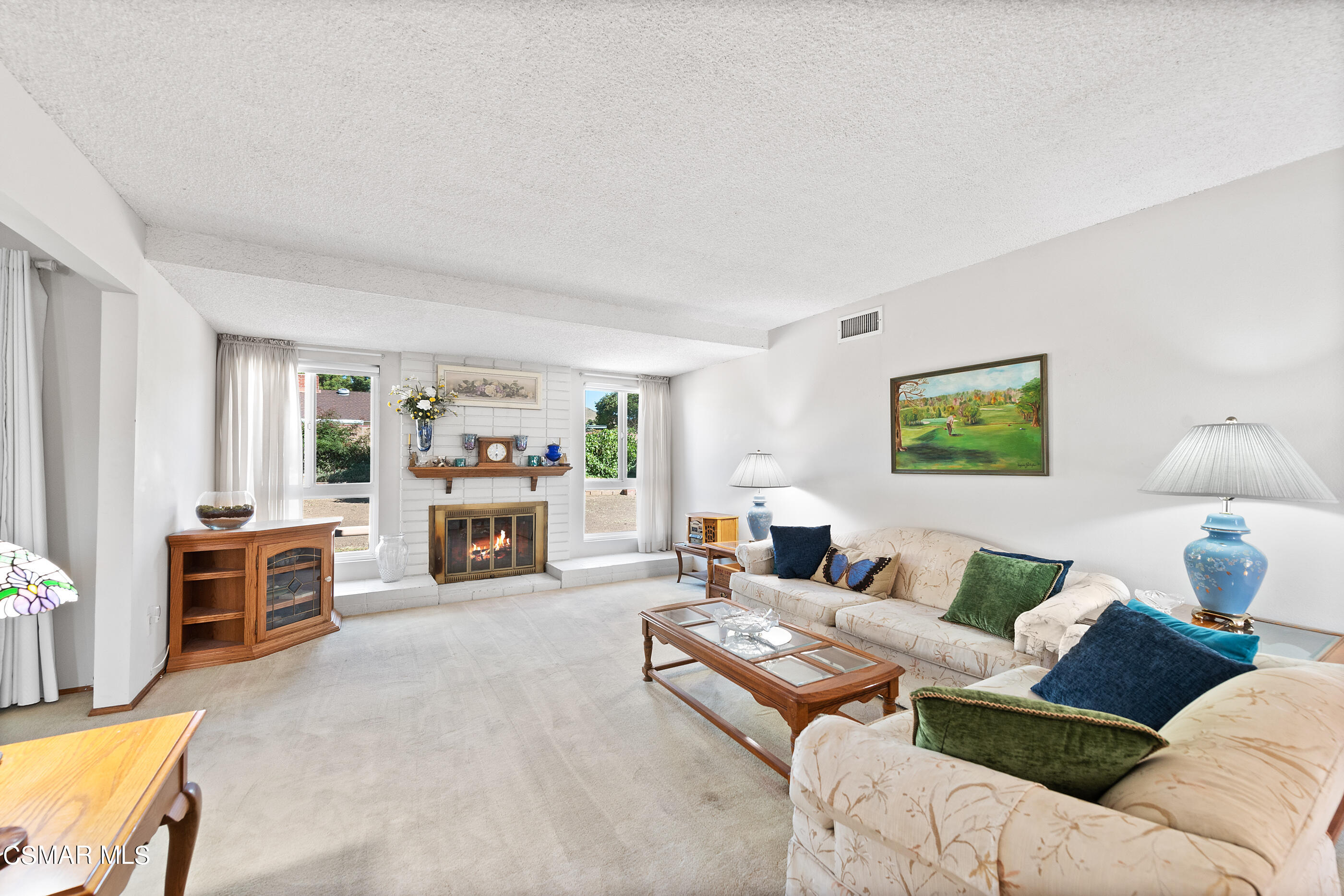 3291 Travis Avenue Simi Valley, CA 93063 - Photo 6 of 54 3291 Travis Ave Simi Valley 93063