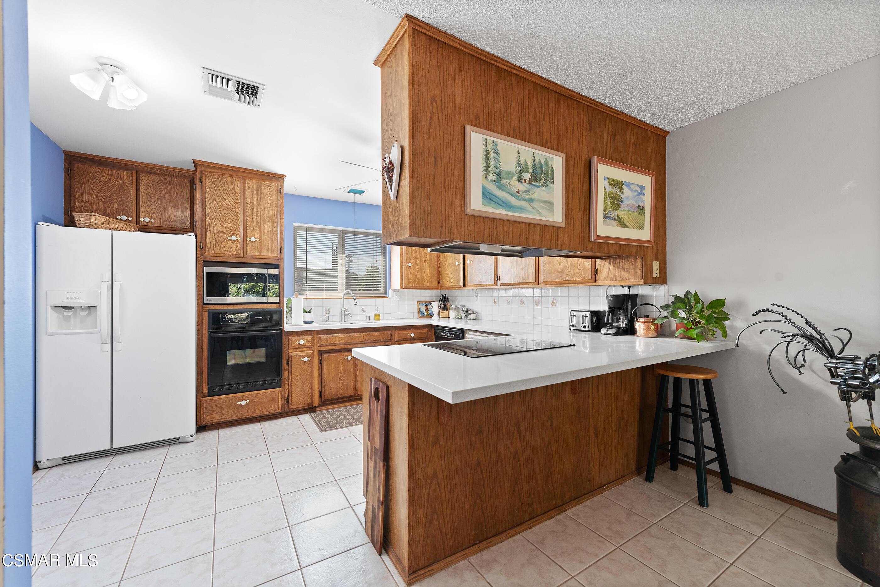 3291 Travis Avenue Simi Valley, CA 93063 - Photo 9 of 54 3291 Travis Ave Simi Valley 93063