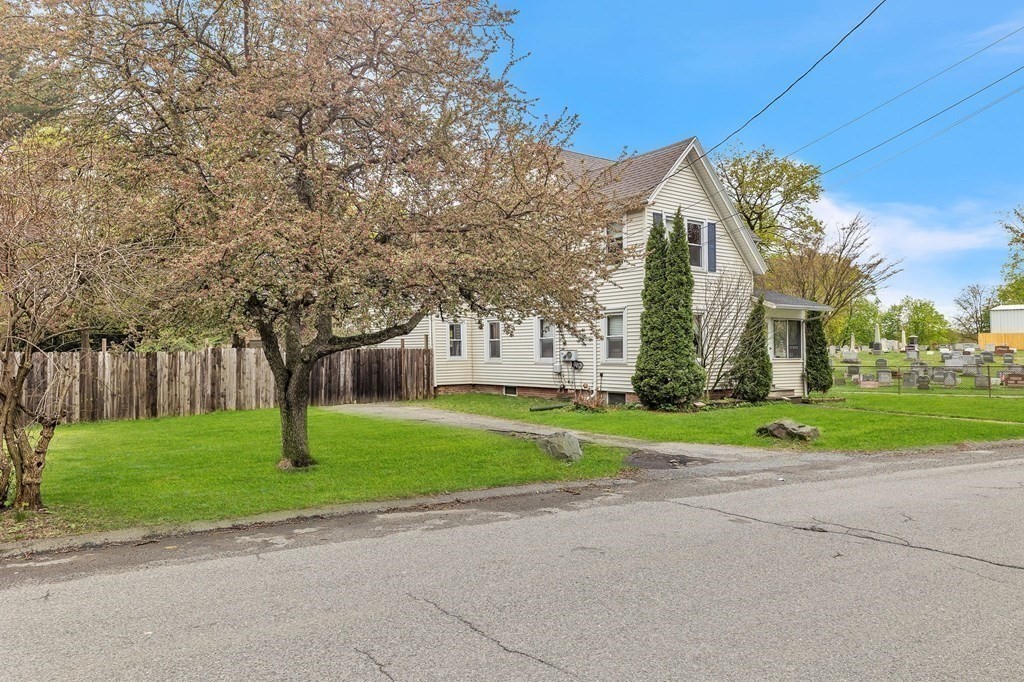 23 Spring Street South Hadley, MA 01075 - Photo 42 of 42 Gallery Image 42
