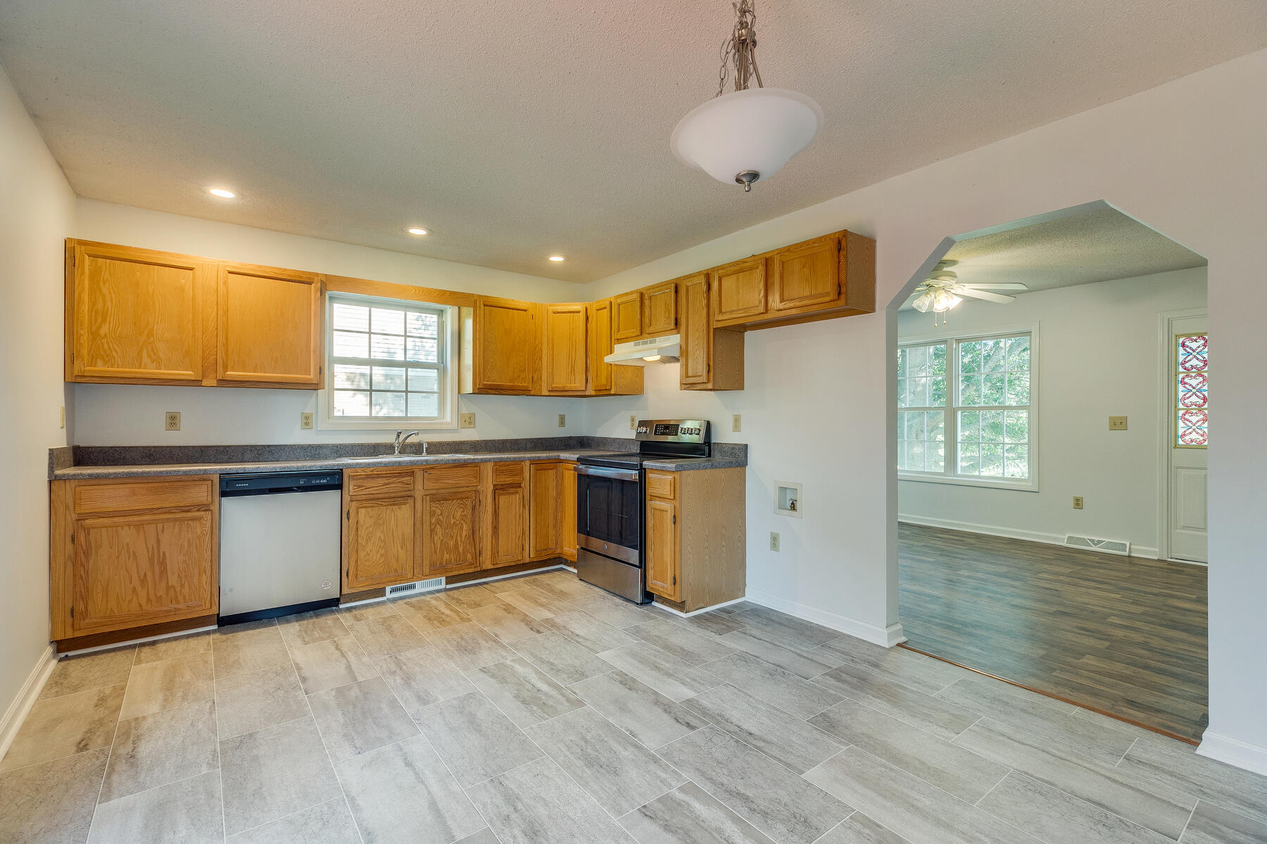 106 Laurel View Road Jonesborough, TN 37659 - Photo 8 of 35 010