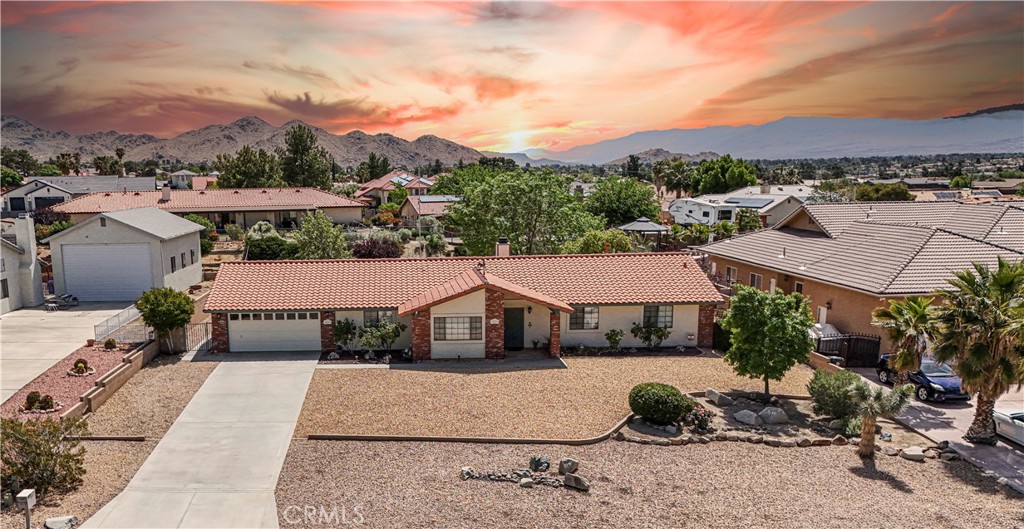 16319 Kasota Road Apple Valley, CA 92307 - Photo 2 of 28
