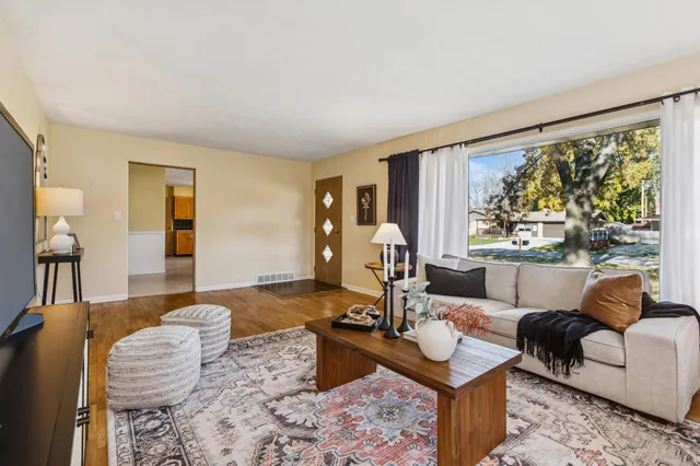 $272,000 | 1350 Susan Drive, St. Joseph, MI 49085