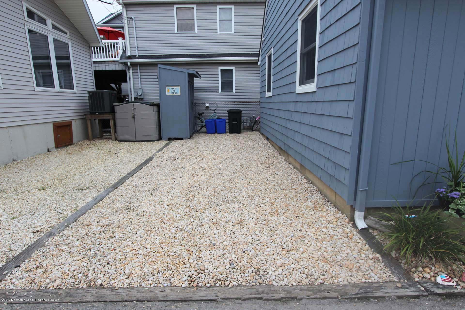 123 Throssell Road Lavallette, NJ 08735 - Photo 14 of 69 13