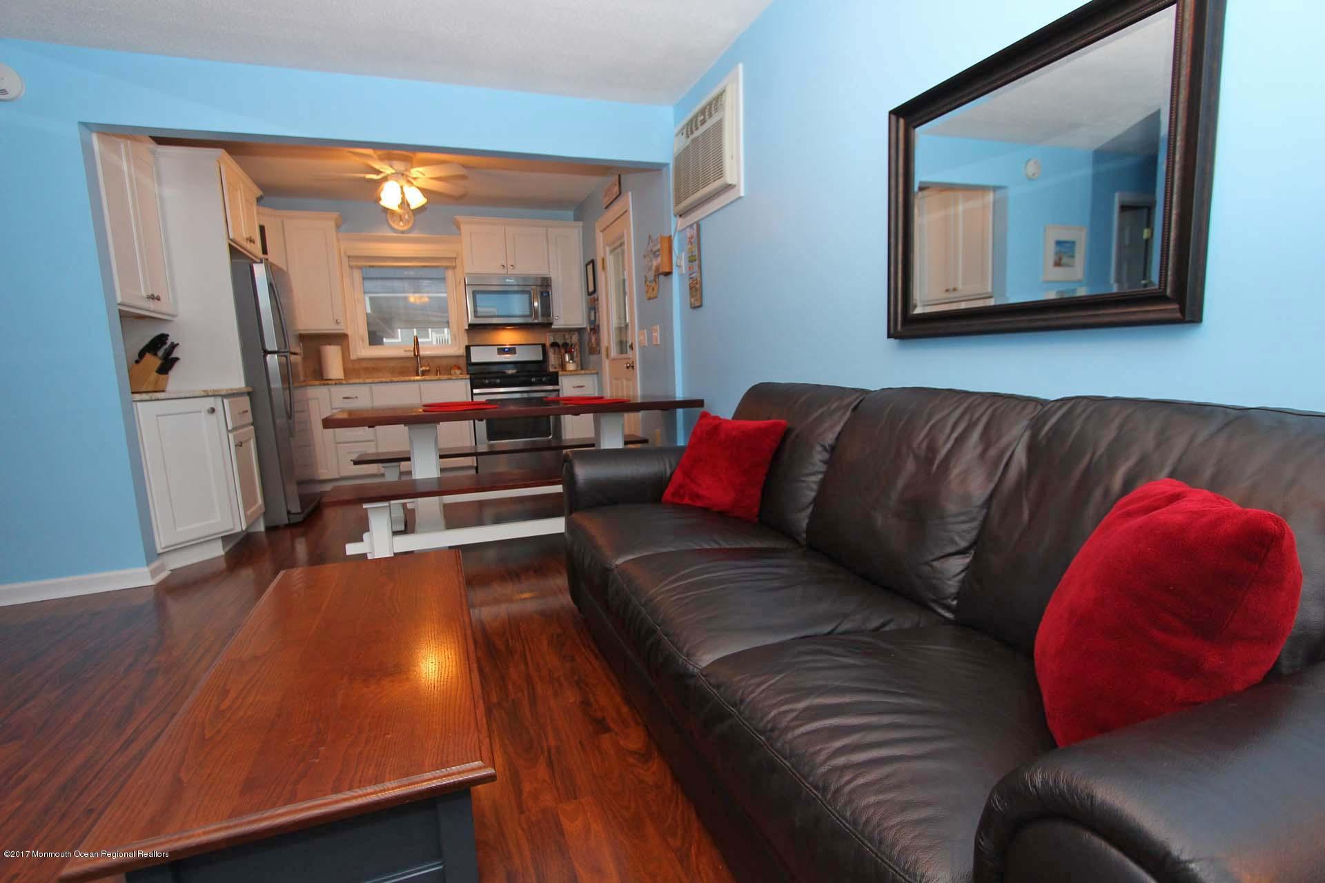 123 Throssell Road Lavallette, NJ 08735 - Photo 18 of 69 18