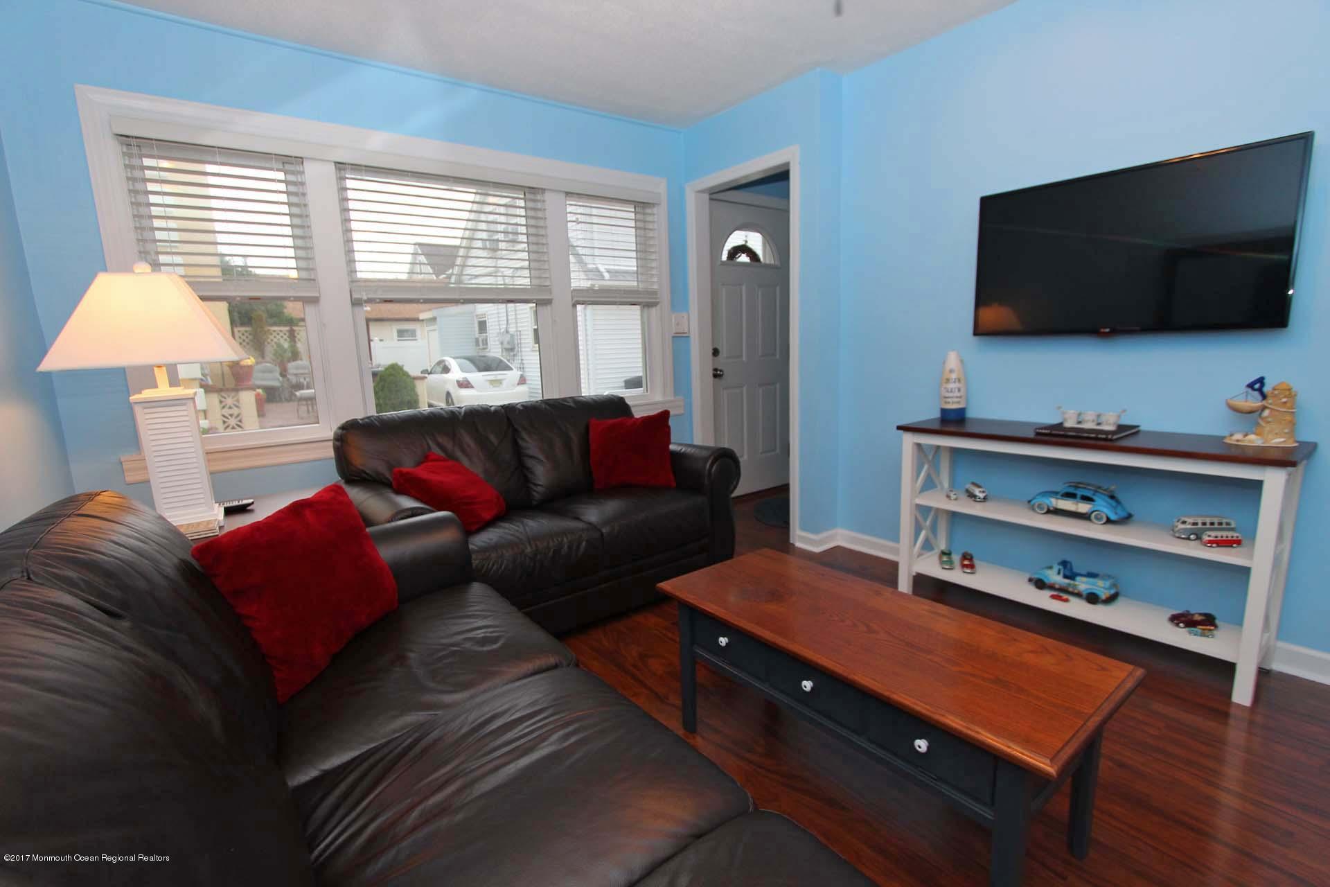 123 Throssell Road Lavallette, NJ 08735 - Photo 19 of 69 19