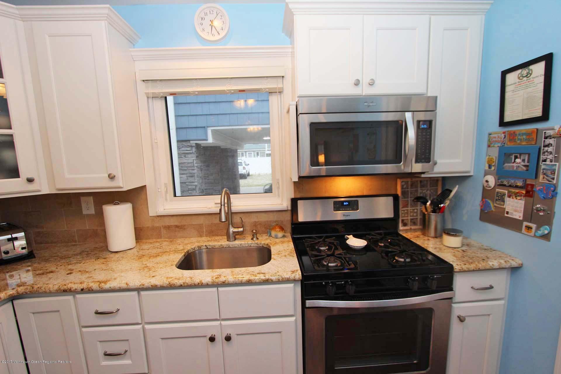 123 Throssell Road Lavallette, NJ 08735 - Photo 22 of 69 22