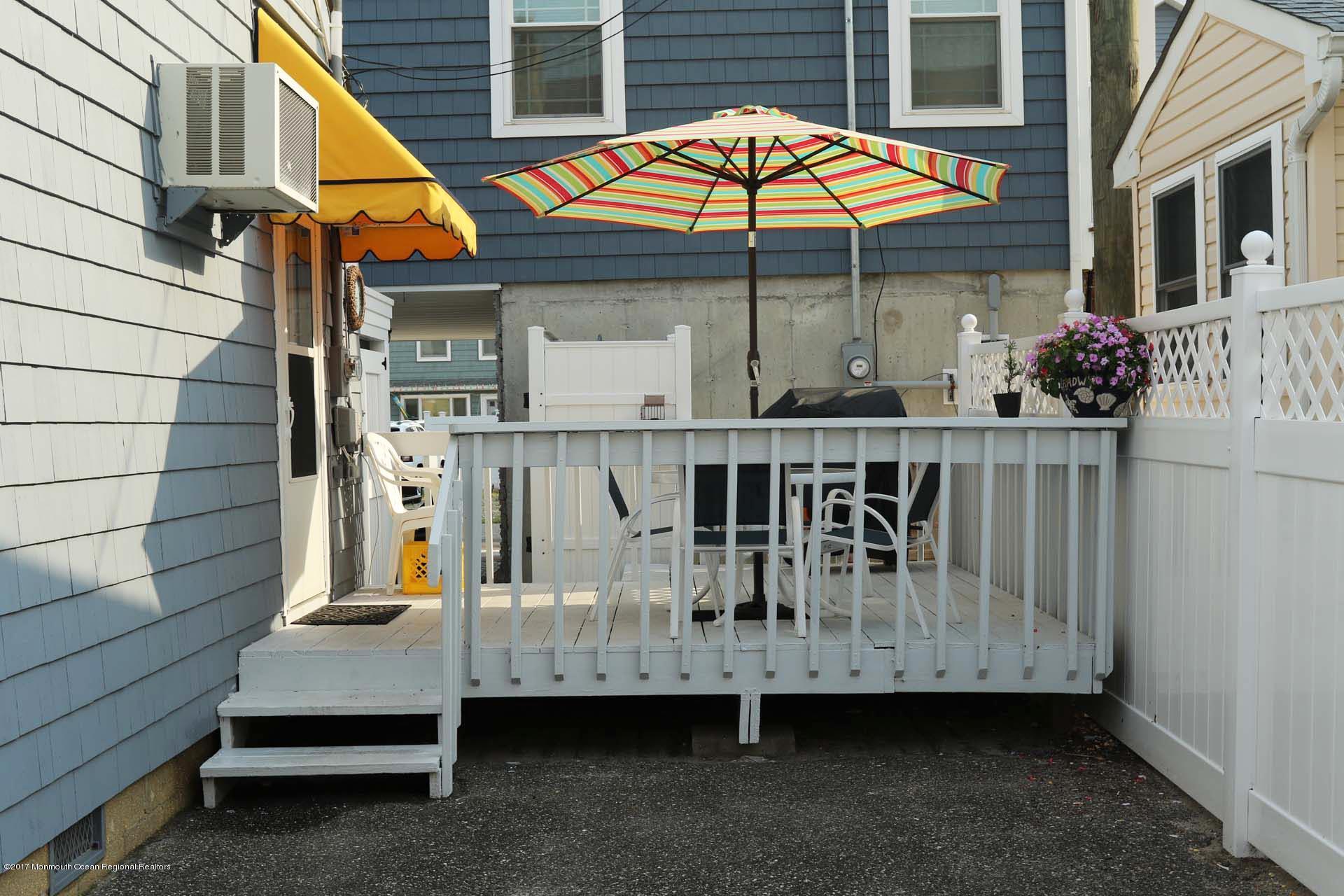 123 Throssell Road Lavallette, NJ 08735 - Photo 5 of 69 04