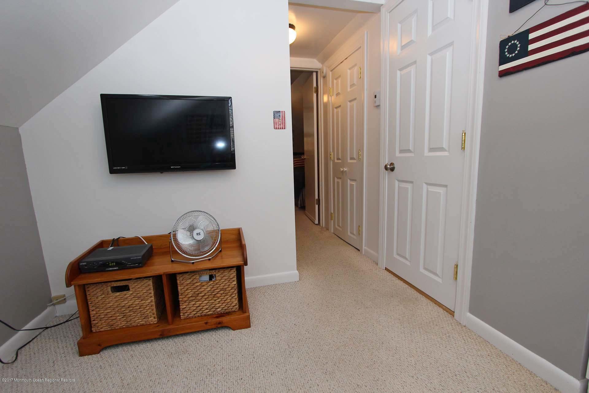 123 Throssell Road Lavallette, NJ 08735 - Photo 51 of 69 51