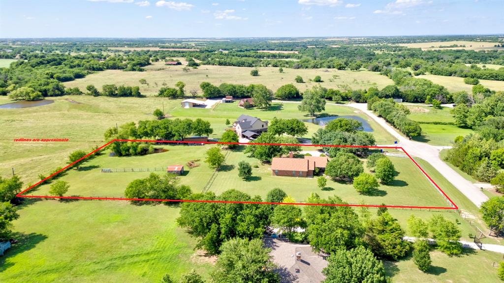 21921 Quail Run Road Sanger, TX 76266 - Photo 4 of 37