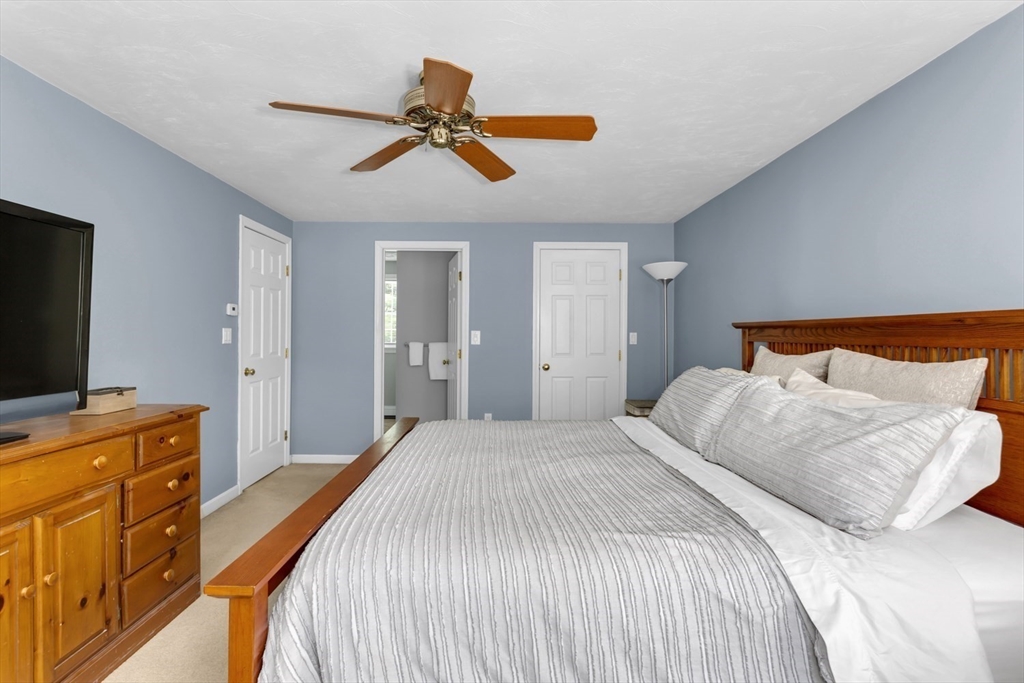 19 Padden Road Franklin, MA 02038 - Photo 24 of 42