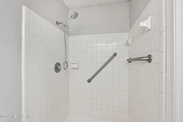 $133,500 | 3801 Crown Point Road, Unit 1174, Jacksonville, FL 32257