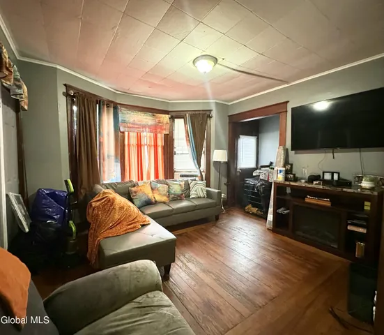 $190,000 | 53 North Manning Boulevard, Albany, NY 12206