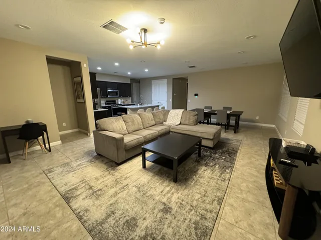 $3,500 | 18735 North Ravello Road, Maricopa, AZ 85138