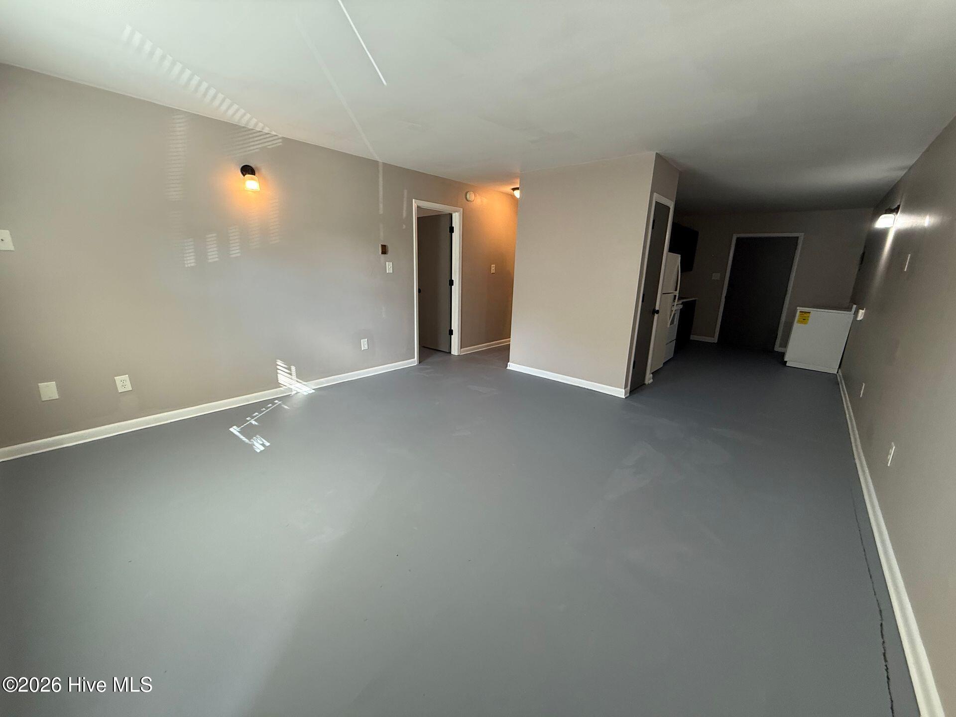 312 Roosevelt Road, Unit D Jacksonville, NC 28540 - Photo 4 of 6 Gallery Image 4