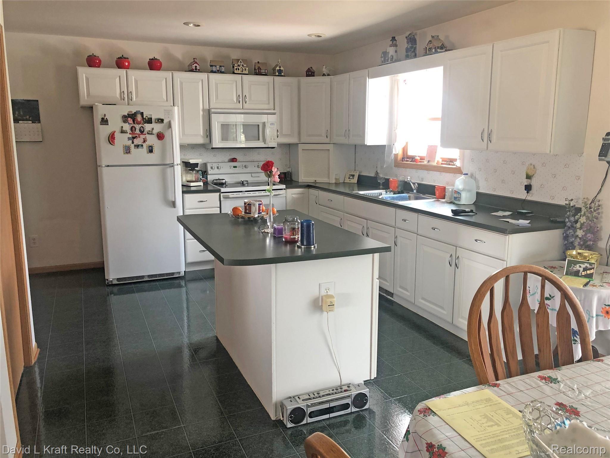 3890 Filion Road Elkton, MI 48731 - Photo 4 of 27 3890FilionKitchen.jpg