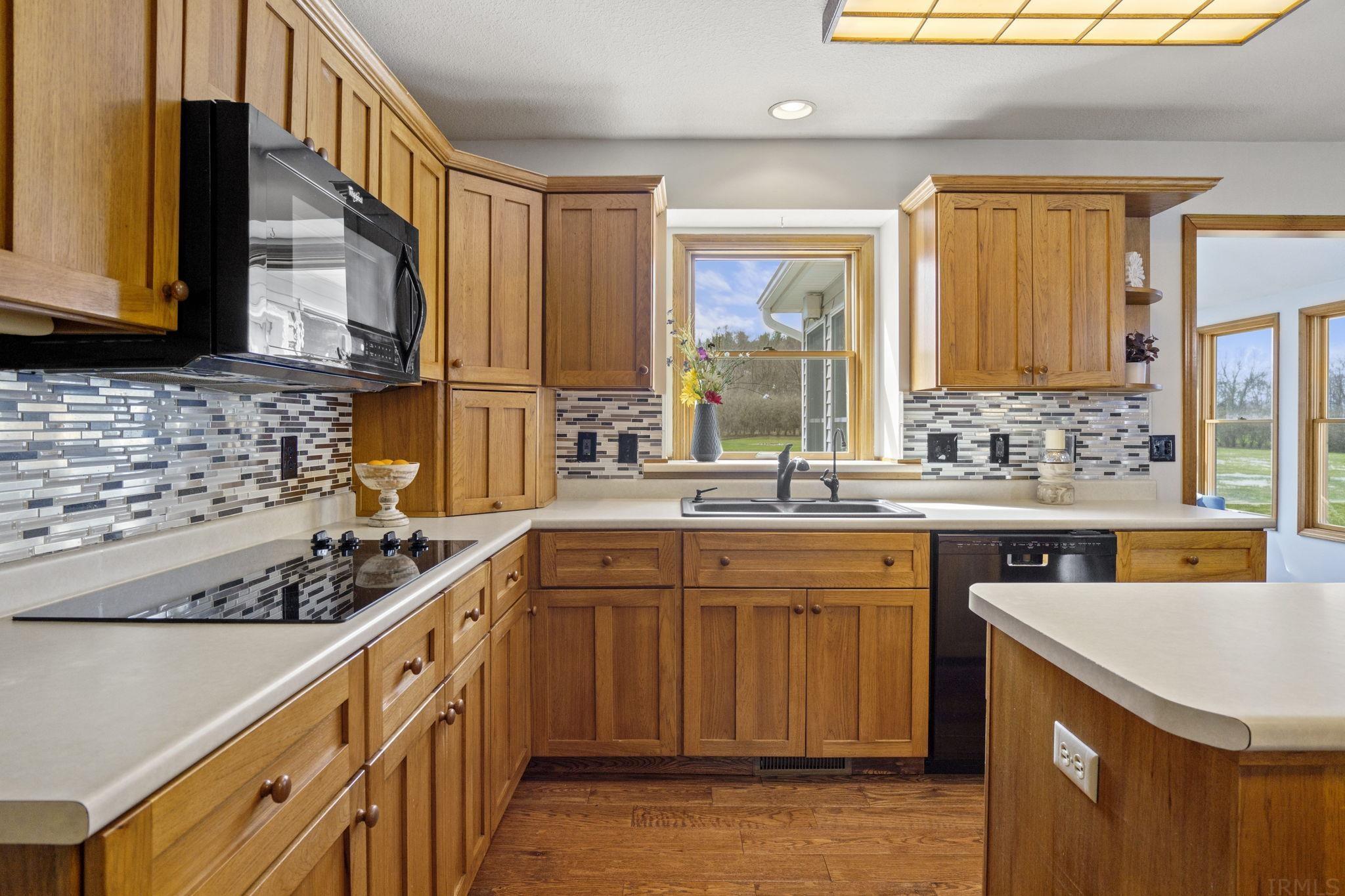 15434 East N County Line Road Spencerville, IN 46788 - Photo 4 of 34