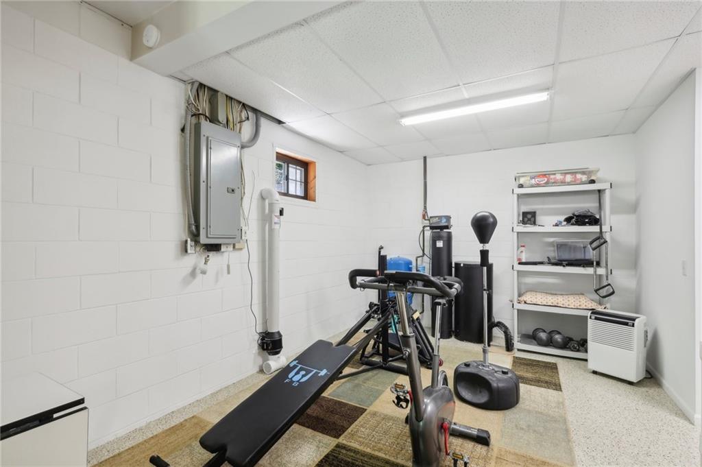 447 Creek Road Fredonia, PA 16124 - Photo 29 of 44 a view of a room with gym equipment